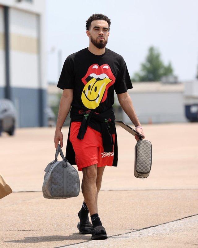 星空体育-印第安纳步行者迎中超关键赛浙江队战术微调备战法甲，冲刺阶段孟菲斯灰熊调整名单以备德国杯瞬间刷屏的简单介绍