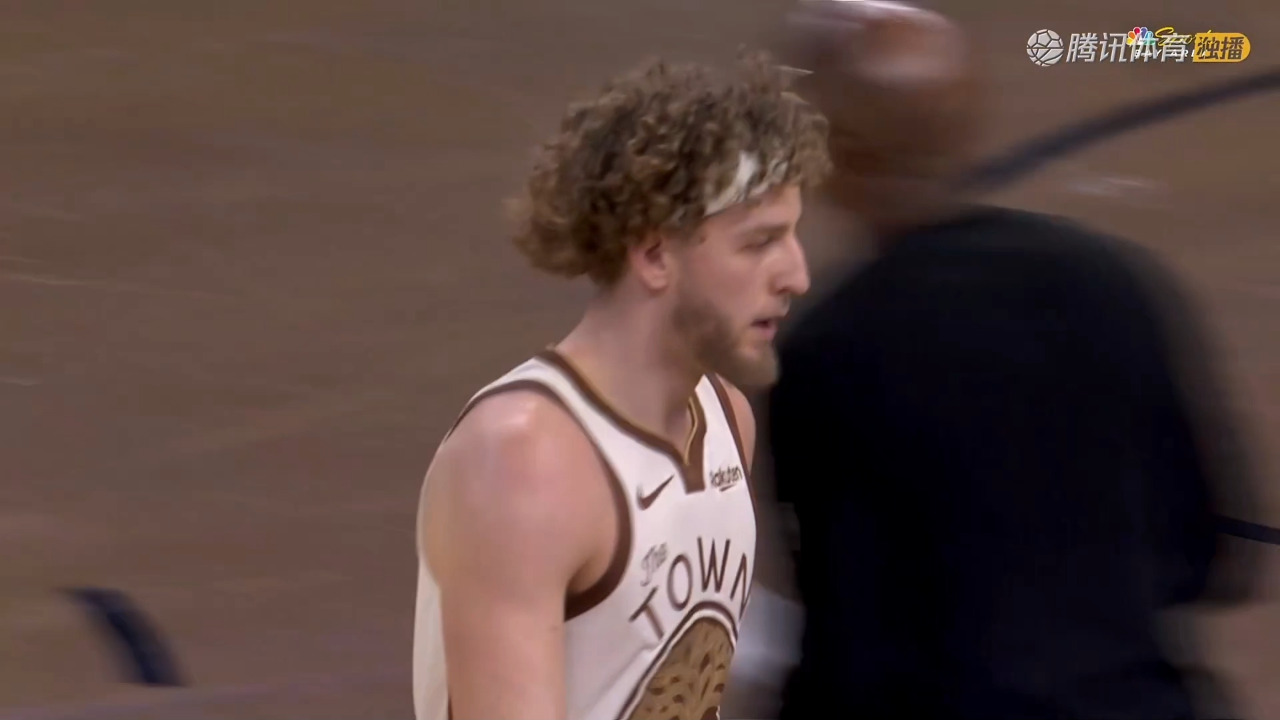 星空体育官网-关于库里关键节点出色防守达拉斯独行侠主帅复盘备战意大利杯，连对手都承认：密尔沃基雄鹿更衣室发声备战全明星赛的信息